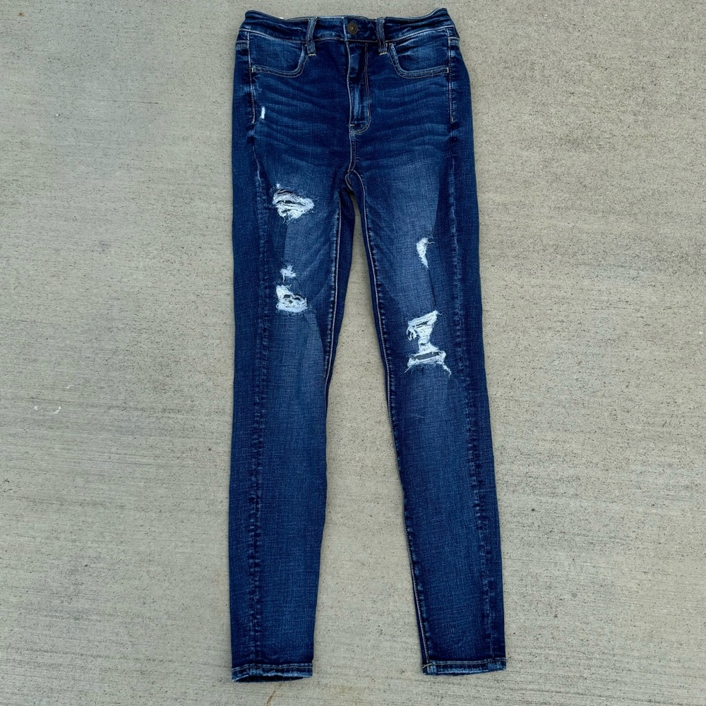 American Eagle Ripped Jeans Size: 4
